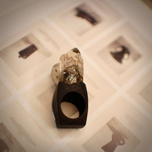 Load image into Gallery viewer, Quartz Crystal Ring

