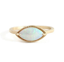 Load image into Gallery viewer, Opal Eye Ring
